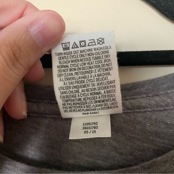 Victoria’s Secret PINK Boise State Football Game Day Short Sleeve Tee - Picture 4 of 5